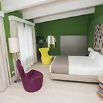 Hotel Diamante Mhotel