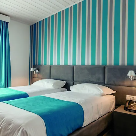 Diamante Mhotel 4* Колленьо