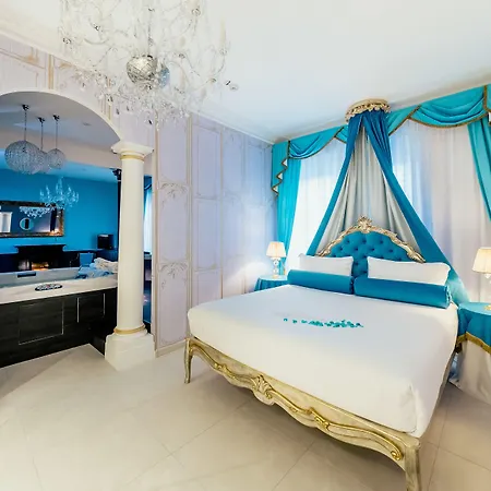 Diamante Mhotel Колленьо