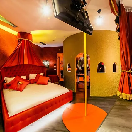 Отель Diamante Mhotel