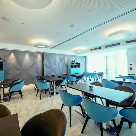 Отель Diamante Mhotel Колленьо