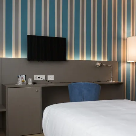 Отель Diamante Mhotel 4*